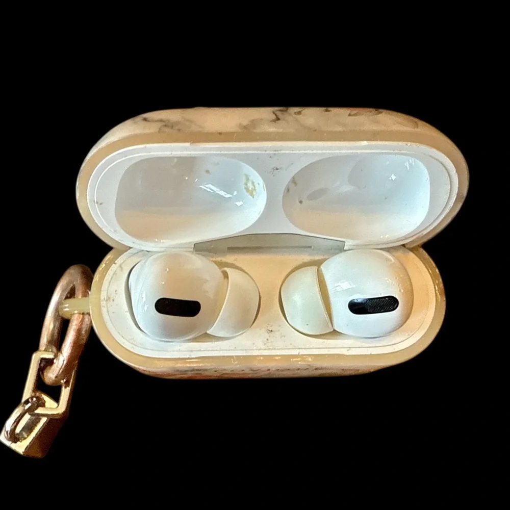 Kurt Geiger Sterling Silver Pendant w Floral Marble AirPods Case
